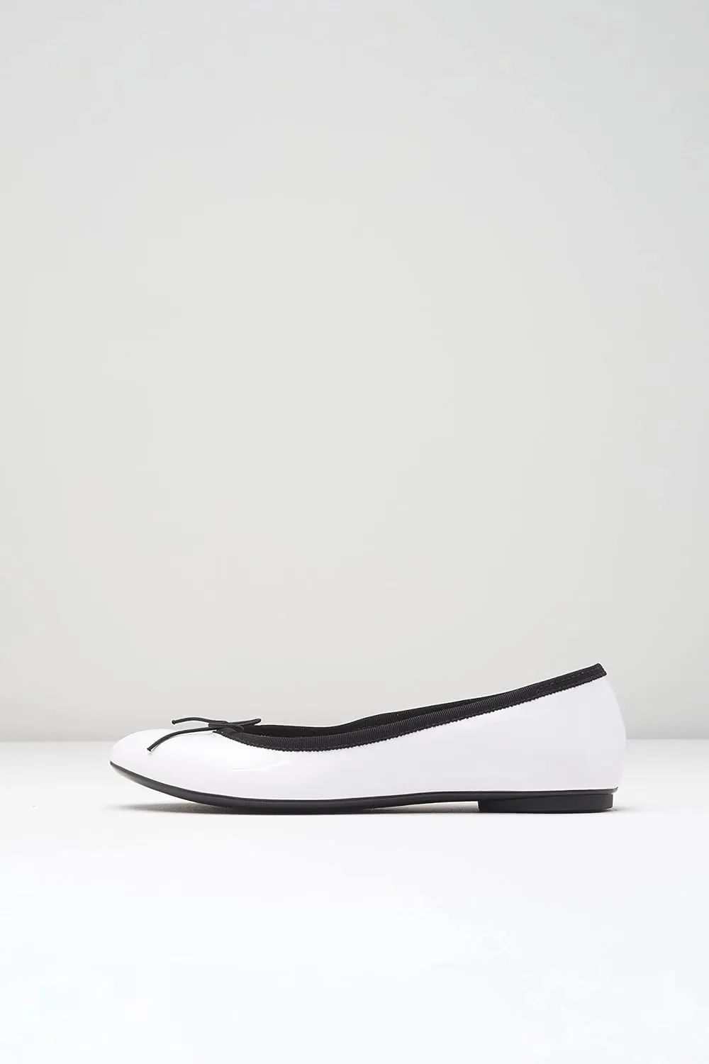 Bloch Women's Amalthea Ballet Flat