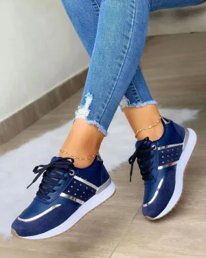Comfortable and versatile orthopedic Sneakers