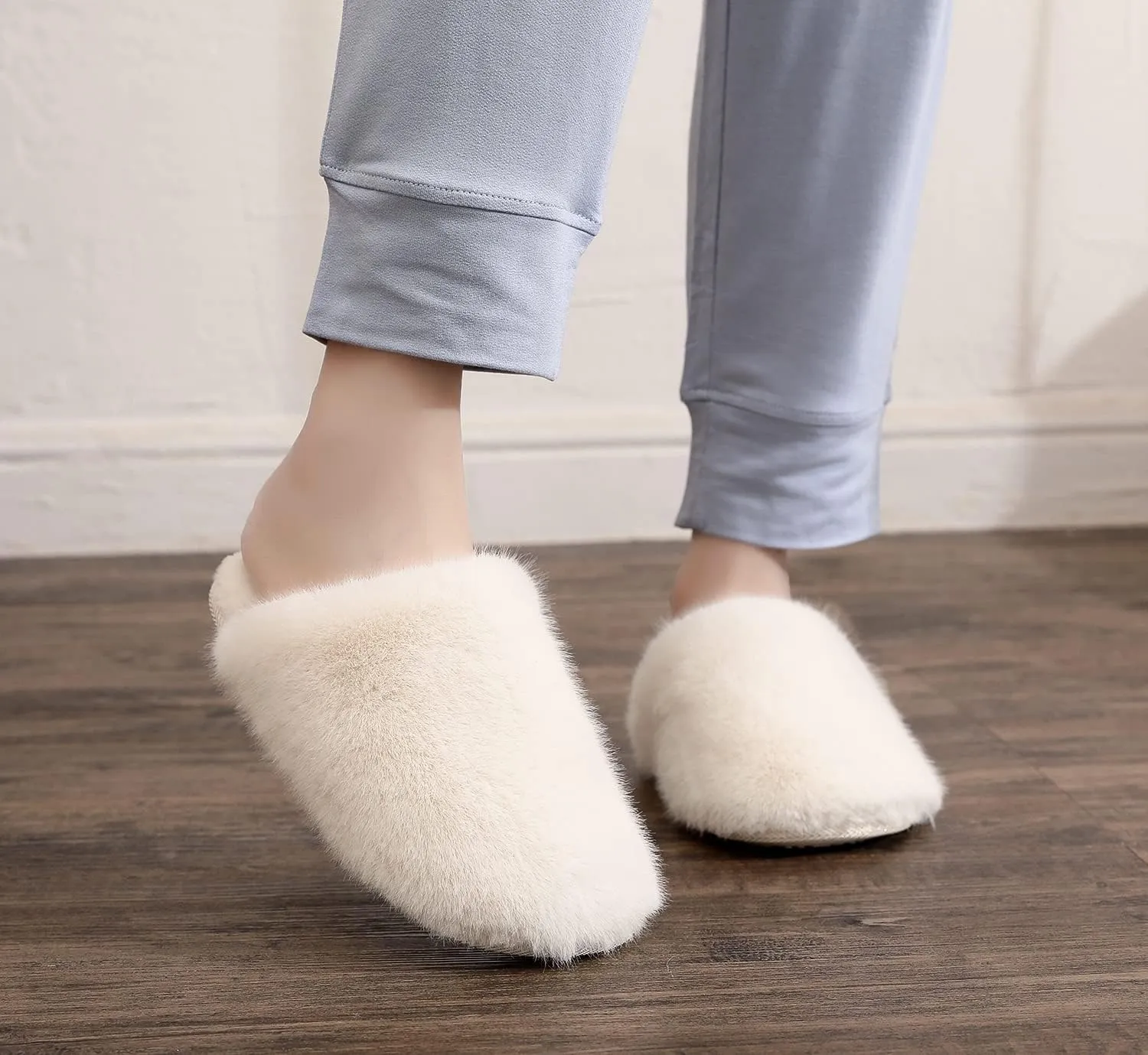 Densely Long-haired Lady’s Comfy Fuzzy Memory Foam Scuff Women’s Warm Plush Closed-Toe Comfortable Slippers