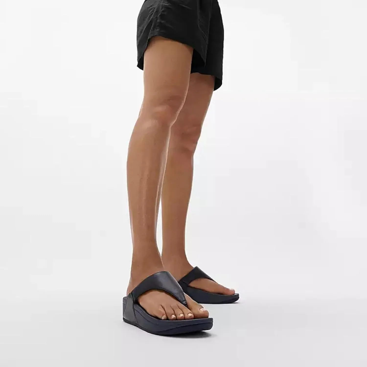 FitFlop Women's Lulu Leather Toe-Post Thong Sandals