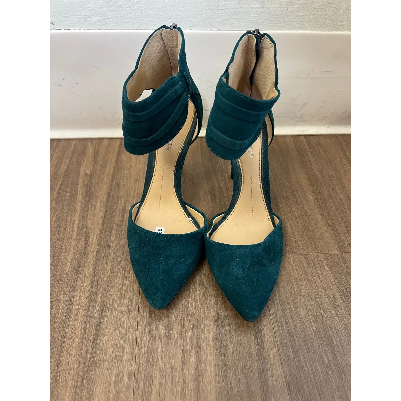 Gianni Bini Suede Ocean Green Heels Sz 6.5