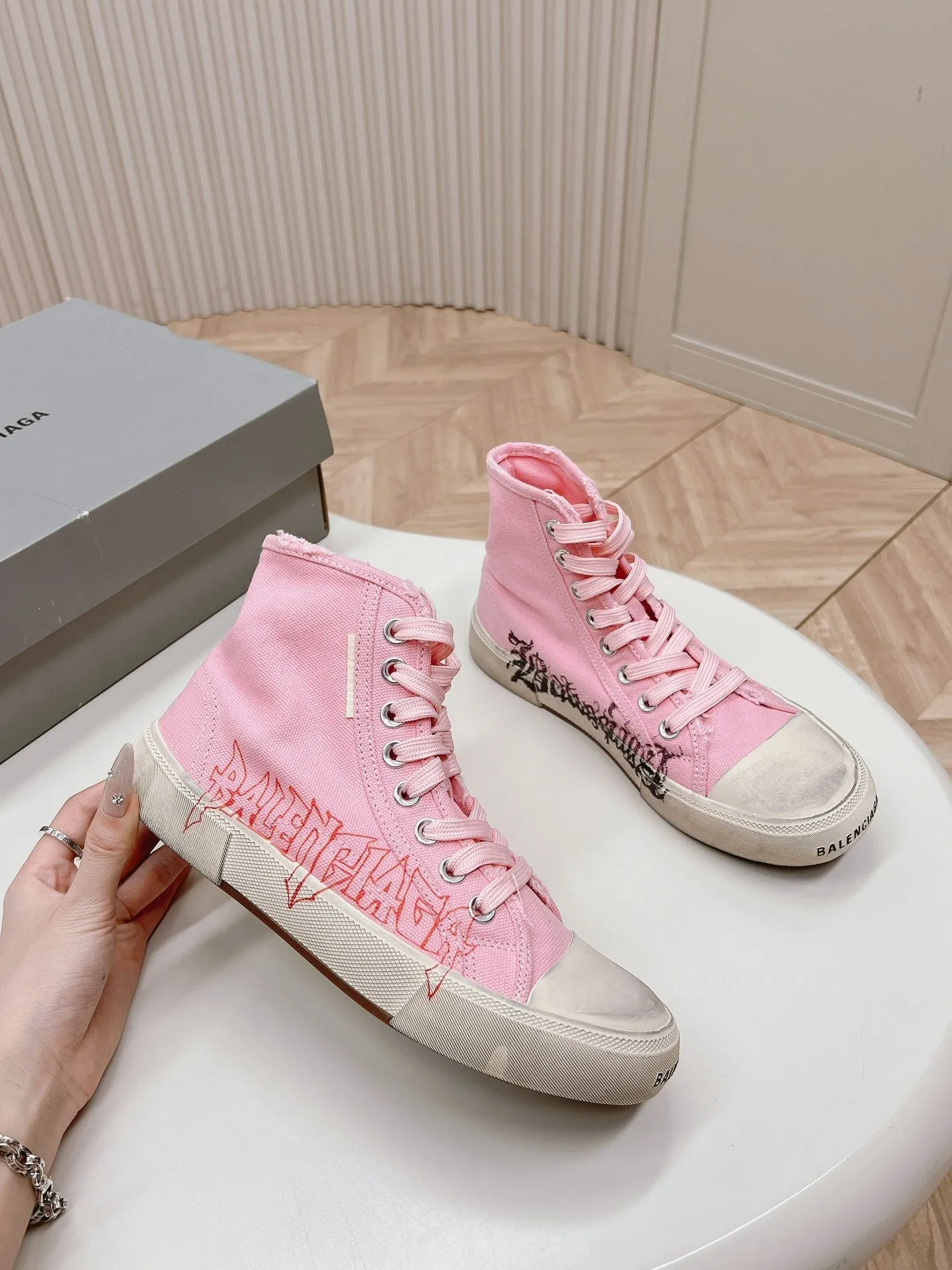 GRAFFITI PINK Fast shipping HIGH-TOP IN CANVAS SNEAKERS Balanciaga Durable