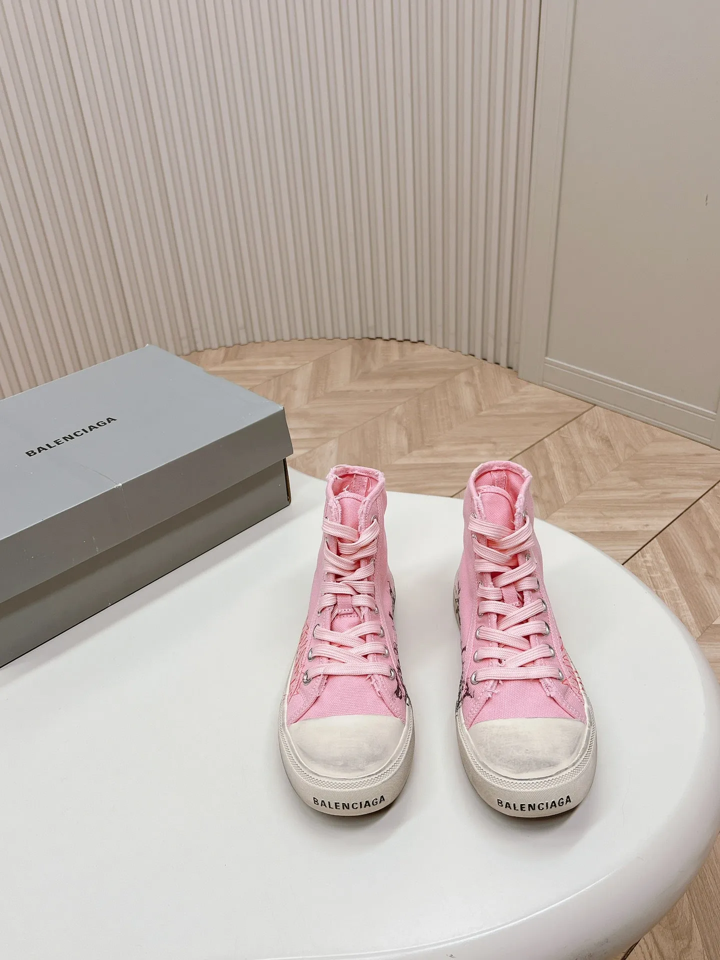 GRAFFITI PINK Fast shipping HIGH-TOP IN CANVAS SNEAKERS Balanciaga Durable