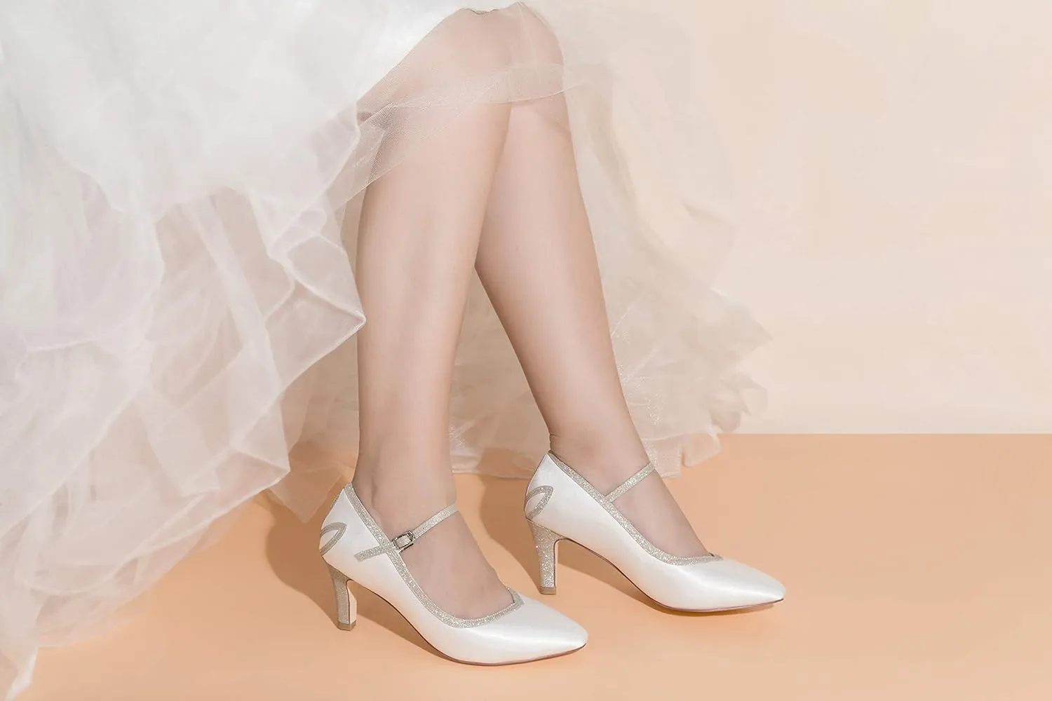 JIAJIA 5284 Women's Memory Foam Bridal Shoes Closed Toe 2.7'' Stiletto Mid Heel Lace Satin Pumps Wedding Shoes