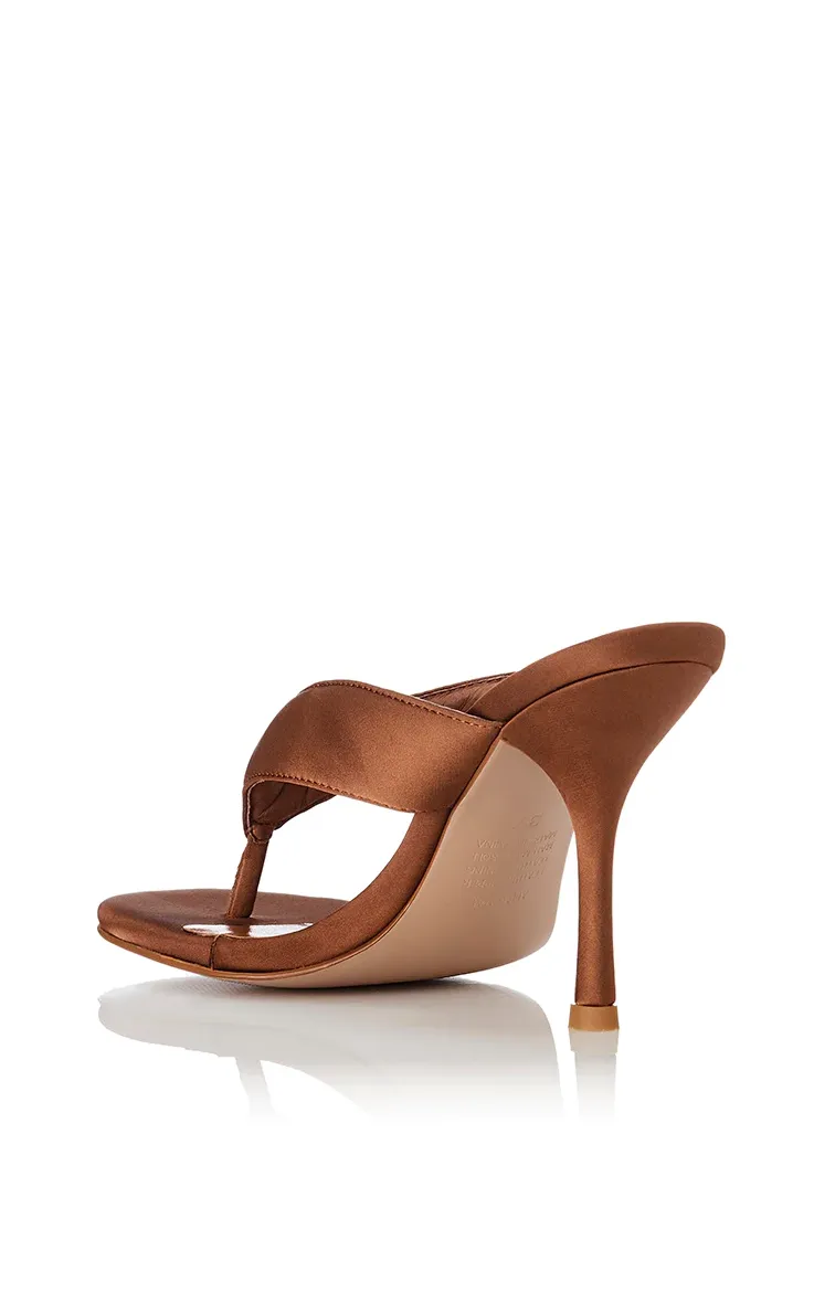 Meave Heel