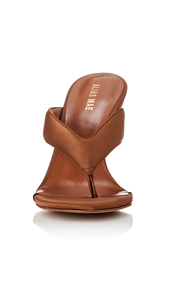 Meave Heel