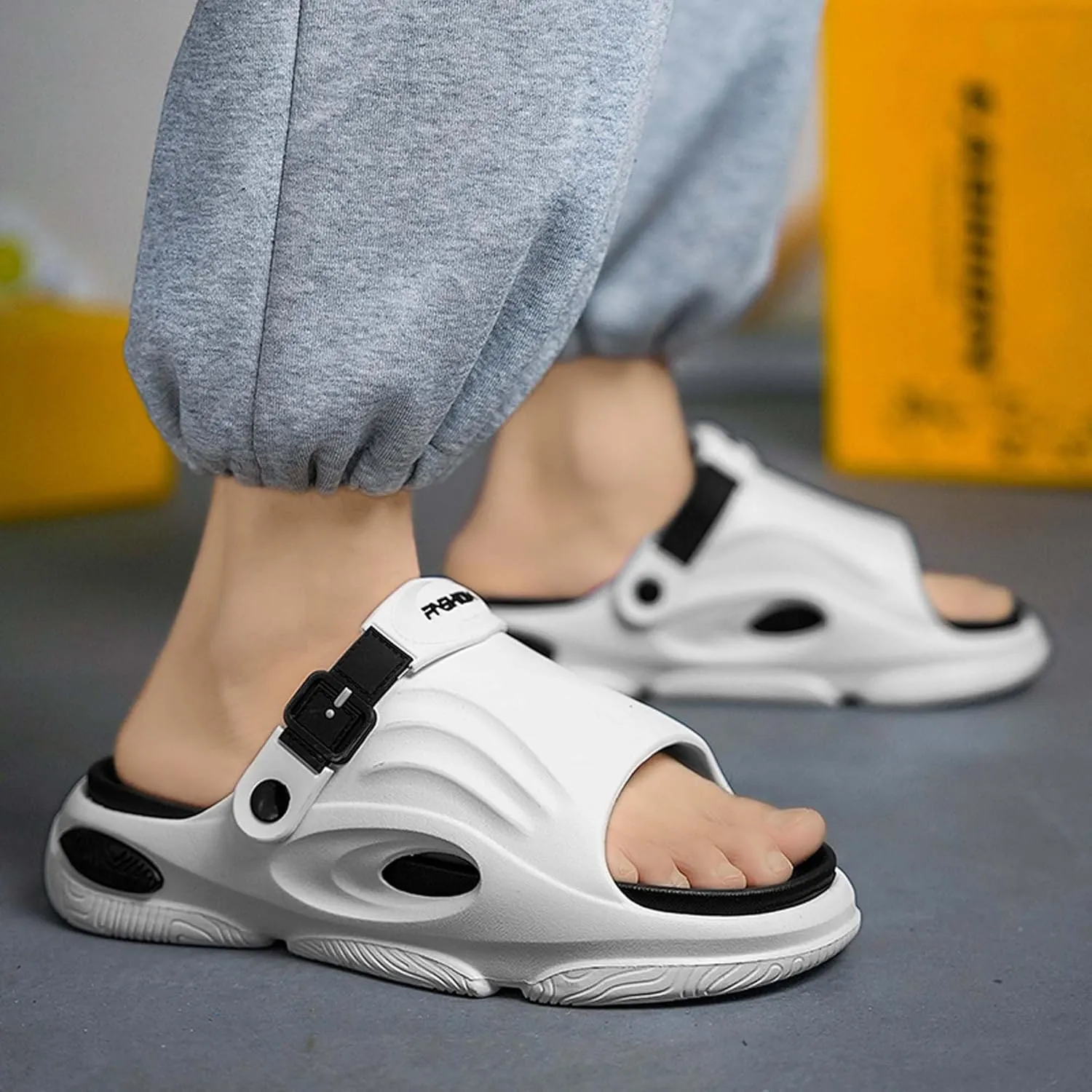 Men's Shallow Mouth Wide Casual Garden Shoes, Comfortable Swimming Pool Walking Shoes, Classic Lightweight Comfortable Beach Wading Shoes