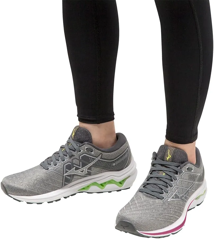 Mizuno Women's Wave Inspire 18 Running Shoe