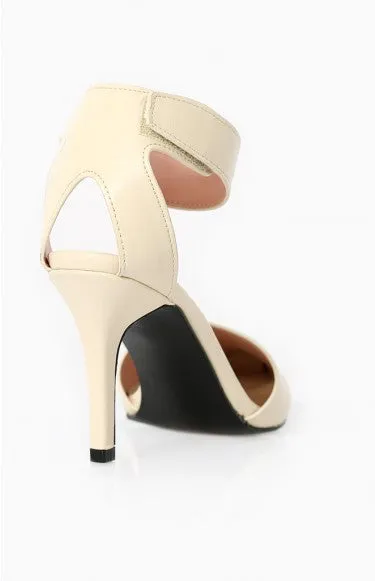 Monument Pointy Heels