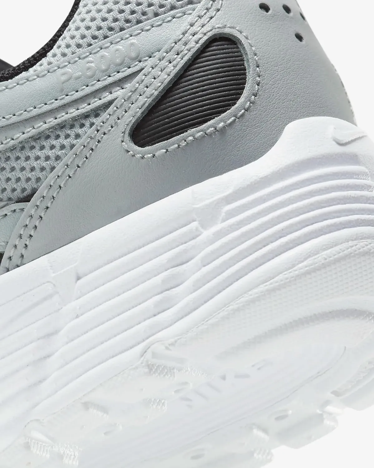 Nike Men's P-6000 Track Shoe
