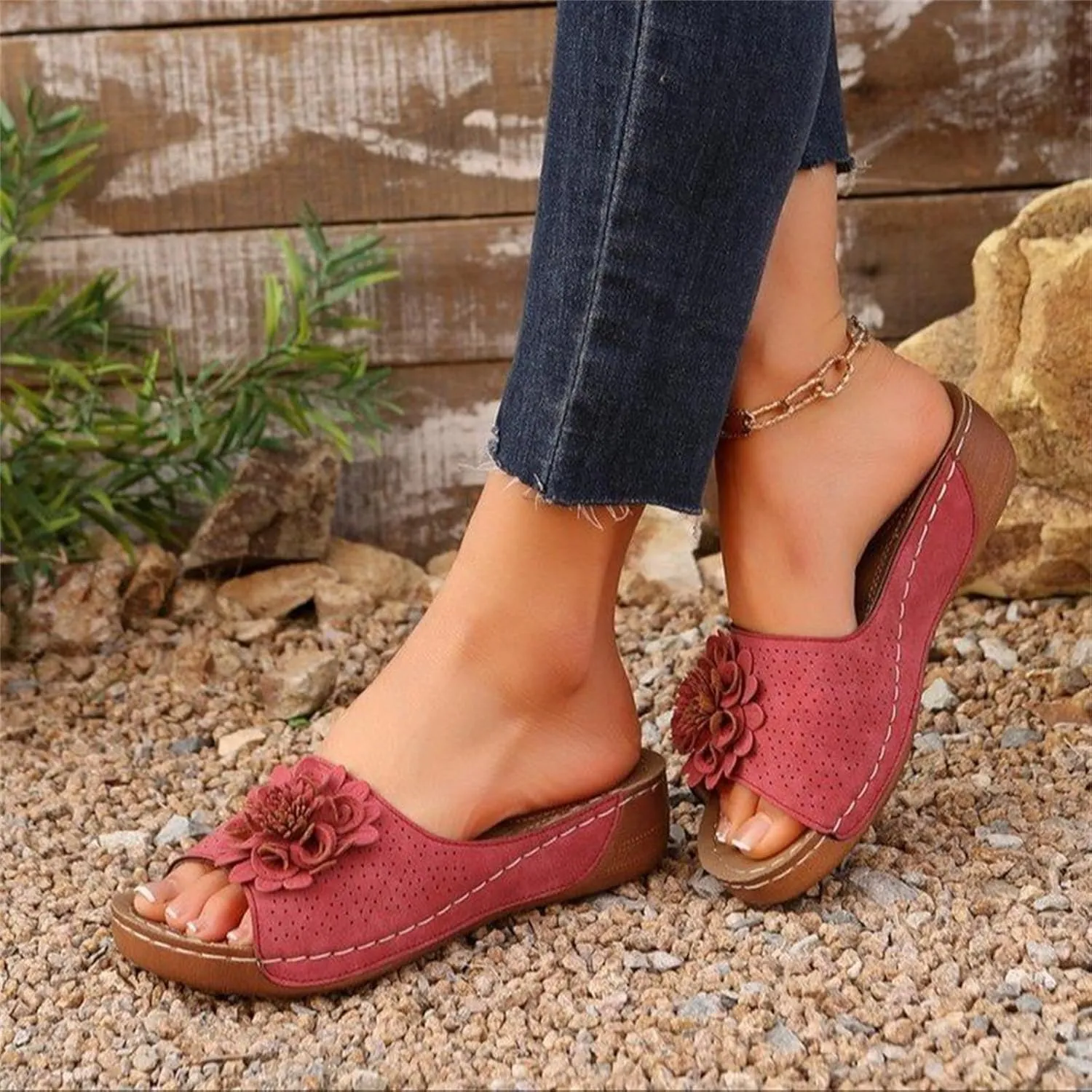 Sandals for Women 2025 Lightweight Flowers Orthopedic Sandal Low Wedge Heel Comfortable Open Toe Hollow Out Slippers Casual Boho Slip on Beach Walking Sandals for Dressy Casual Wear