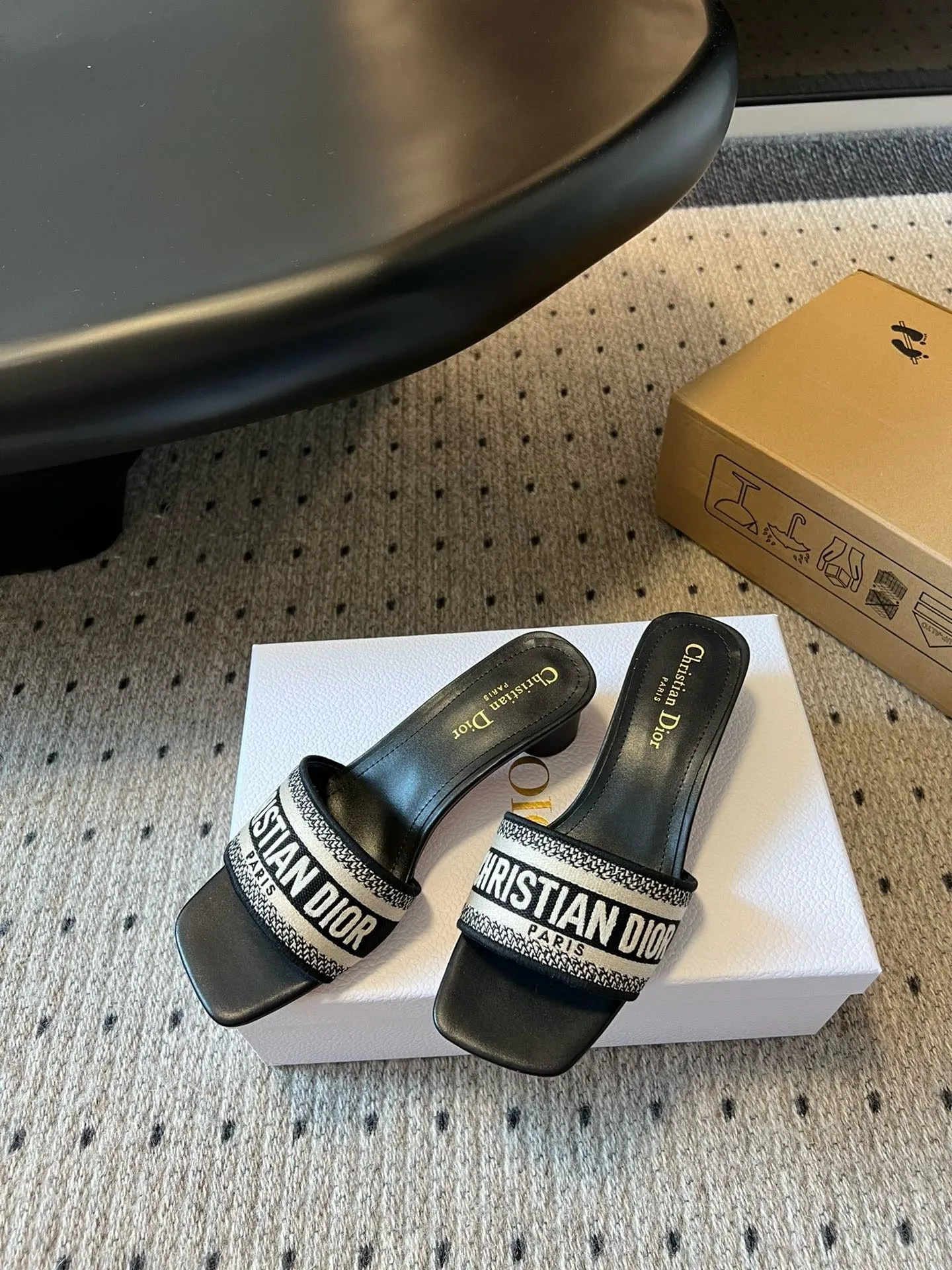SE1608 Dior Dway Heeled Slide 3.5cm(1.5inch) / Size4-11