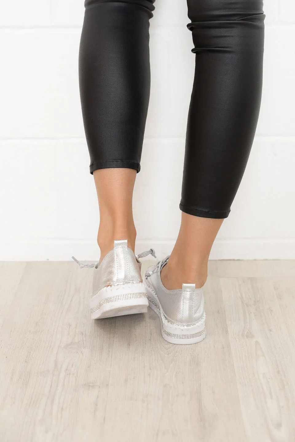 Stella® | Comfortable Diamond Summer Shoe