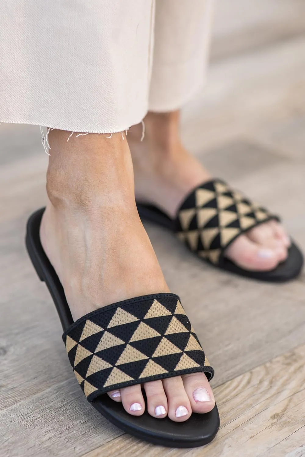 TOP Moda Shoes Women Flip Flops Patterned Sandals Casual Slide Slippers