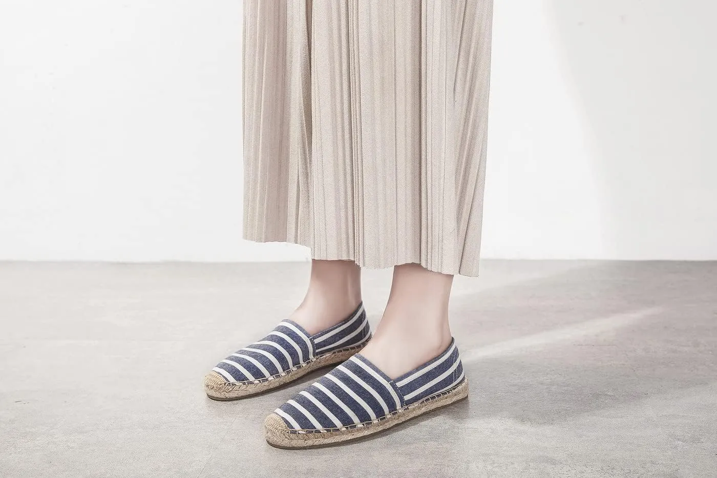 U-lite Women's Espadrilles Slip on Sneakers Womens Canvas Slip on Flats Fashion Canvas Sneakers for Women Loafers Casual Shoes